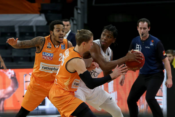 也让球队在 也让球队在